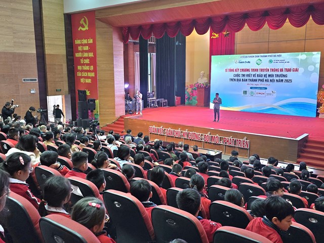 Quang cảnh buổi lễ.