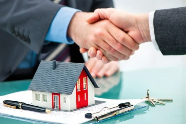 Từ 1/1/2025, môi giới bất động sản không được hành nghề tự do