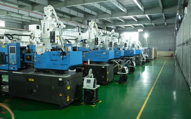 Hệ thống robot tự động h&oacute;a gi&uacute;p tối ưu năng suất, giảm sai số v&agrave; đồng nhất chất lượng sản phẩm (Ảnh: Sunhouse)