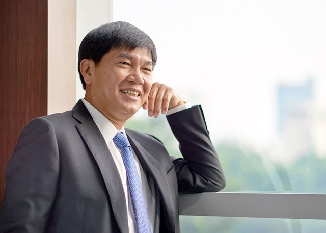 &Ocirc;ng Trần Đ&igrave;nh Long hiện sở hữu 26% vốn điều lệ của tập đo&agrave;n H&ograve;a Ph&aacute;t. Ảnh: Bloomberg