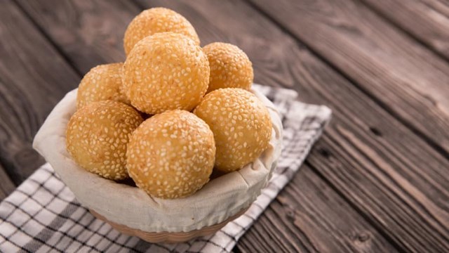 M&oacute;n b&aacute;nh r&aacute;n vừng thường xuất hiện trong ng&agrave;y Tết truyền thống của Trung Quốc. Ảnh:&nbsp;Shutterstock