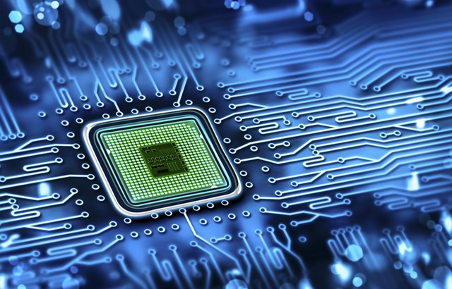 Cuộc khủng hoảng chip b&aacute;n dẫn đ&atilde; gi&uacute;p c&aacute;c c&ocirc;ng ty sản xuất "tỏa s&aacute;ng". Ảnh: Bloomberg