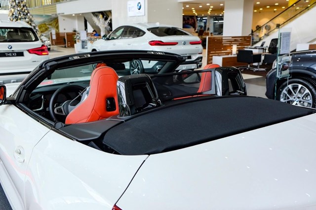 BMW Z4 - huyền thoại mui trần ra mắt tại Việt Nam - Ảnh 10