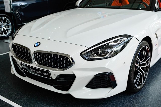 BMW Z4 - huyền thoại mui trần ra mắt tại Việt Nam - Ảnh 18