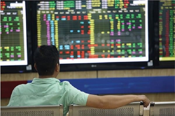 Thị trường chứng kho&aacute;n vừa trải qua một tuần đ&aacute;ng nhớ. Ảnh minh họa: TTXVN