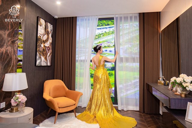 &#193; hậu Phương Anh xi&#234;u l&#242;ng với nh&#224; mẫu The Beverly - Ảnh 2