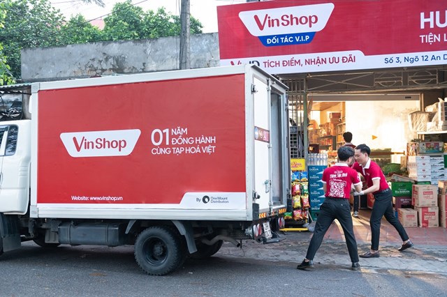 Sau 1 năm, VinShop đ&atilde; &ldquo;n&acirc;ng đời&rdquo; hơn 80.000 cửa h&agrave;ng tạp h&oacute;a tại Việt Nam. &nbsp;