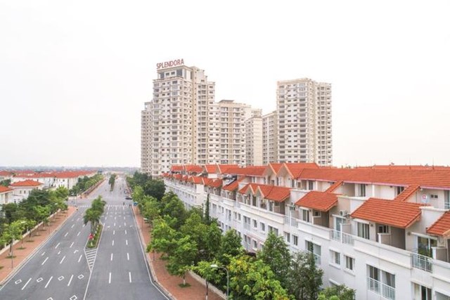 Sự bất đồng của c&aacute;c nh&oacute;m cổ đ&ocirc;ng l&agrave; do sự kh&aacute;c biệt về quan điểm trong việc ph&aacute;t triển dự &aacute;n Splendora.