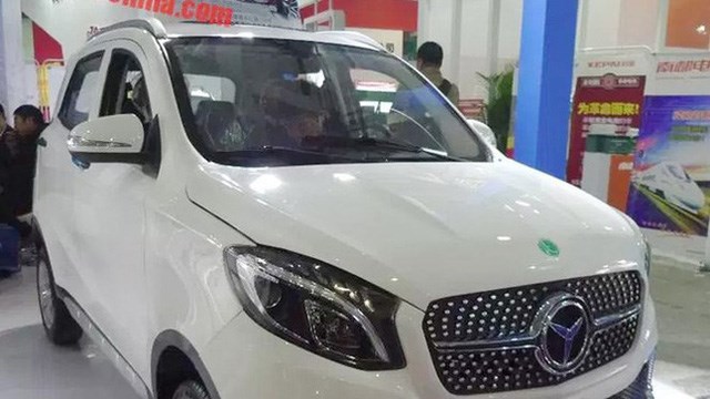 Luxing iStar do C&ocirc;ng ty Dezhou Luxing Vehicle Company (ở th&agrave;nh phố Đức Ch&acirc;u, tỉnh Sơn Đ&ocirc;ng, Trung Quốc) sản xuất c&oacute; kiểu d&aacute;ng nhỏ gọn, nhiều chi tiết nội, ngoại thất nh&aacute;i phong c&aacute;ch thiết kế của xe sang Mercedes như GLC, GLE, A-class. Đ&acirc;y l&agrave; mẫu &ocirc; t&ocirc; chạy điện với trang bị động cơ điện 72 V, tốc độ tối đa 45 km/h, phạm vi di chuyển 150 km. Tại thời điểm ra mắt ở Trung Quốc, xe c&oacute; gi&aacute; 22.000 tệ (khoảng hơn 60 triệu đồng). &nbsp;