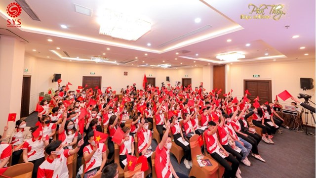 Kh&oacute;a học &ldquo;Ph&ugrave; Thủy B&aacute;n H&agrave;ng: Đột ph&aacute; giới hạn, b&ugrave;ng nổ doanh số&rdquo; với sự g&oacute;p mặt của 200 học vi&ecirc;n sau 2 ng&agrave;y mở đơn đăng k&yacute;