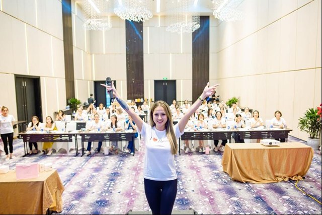 B&#237; quyết kinh doanh của boss mỹ phẩm Thu&#253; Bống gi&#250;p hội mẹ bỉm kiếm trăm triệu mỗi th&#225;ng - Ảnh 4