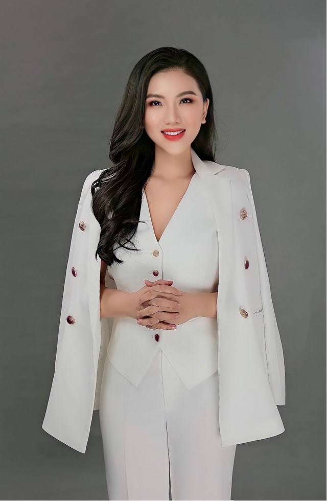 “Nữ tướng” Đinh Thị Ngọc Thơ tiên phong trong lĩnh vực bất động sản triệu đô