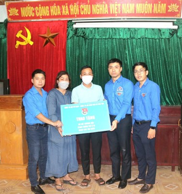 Tuổi trẻ Bộ Tư ph&#225;p: Chung tay c&#249;ng người d&#226;n vượt qua kh&#243; khăn sau lũ - Ảnh 2