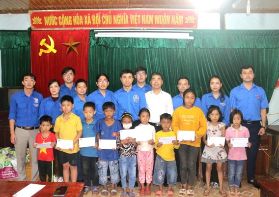 Tuổi trẻ Bộ Tư ph&#225;p: Chung tay c&#249;ng người d&#226;n vượt qua kh&#243; khăn sau lũ - Ảnh 3