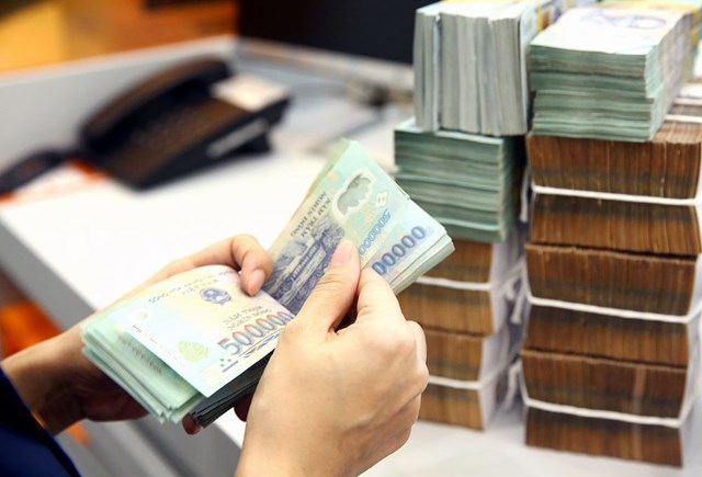 Quốc hội th&#244;ng qua g&#243;i phục hồi kinh tế gần 350.000 tỷ đồng: tăng chi đầu tư ph&#225;t triển, giảm thuế VAT - Ảnh 3