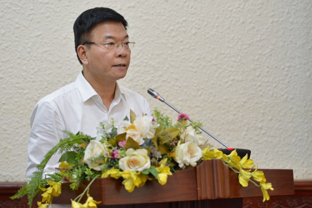 Bộ trưởng Bộ Tư ph&aacute;p L&ecirc; Th&agrave;nh Long ph&aacute;t biểu tại Hội nghị.