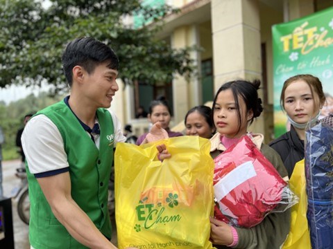 Gửi gắm hương xu&acirc;n tại x&atilde; H&uacute;c, huyện Đa Kr&ocirc;ng, tỉnh Quảng Trị