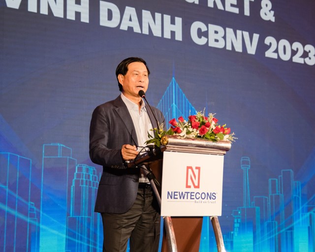 Chủ tịch s&aacute;ng lập Nguyễn B&aacute; Dương ph&aacute;t biểu chỉ đạo tại buổi lễ