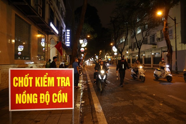 Xử l&#253; vi phạm nồng độ cồn, tốc độ,... theo phương ch&#226;m 3 kh&#244;ng - Ảnh 1