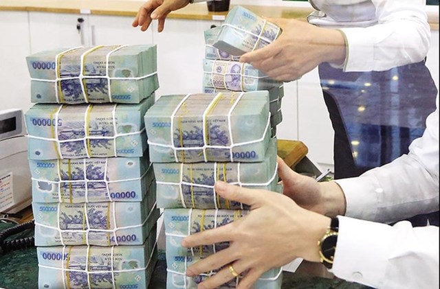 Ng&acirc;n h&agrave;ng nh&agrave; nước li&ecirc;n tục h&uacute;t r&ograve;ng tiền