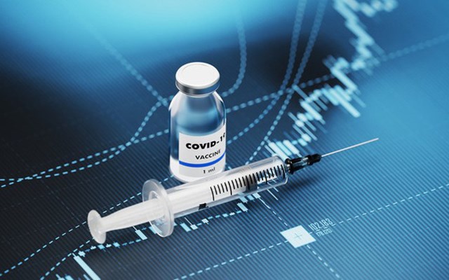 Điểm danh những ng&#224;nh hưởng lợi nhiều nhất khi c&#243; vaccine Covid-19 - Ảnh 1