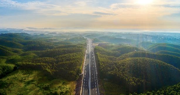 Cao tốc V&acirc;n Đồn - M&oacute;ng C&aacute;i