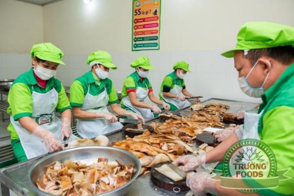 C&#226;u chuyện kinh doanh: Thương mại h&#243;a m&#243;n ăn truyền thống, mong muốn phủ s&#243;ng thị trường đồ nhậu của c&#244; g&#225;i người Mường - Ảnh 1