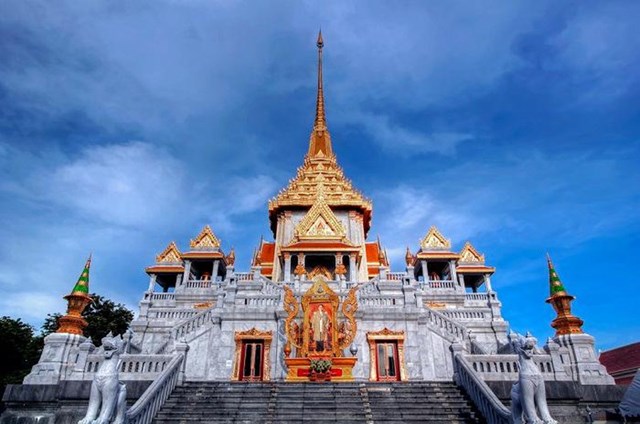 Ch&ugrave;a Phật V&agrave;ng - Th&aacute;i Lan.