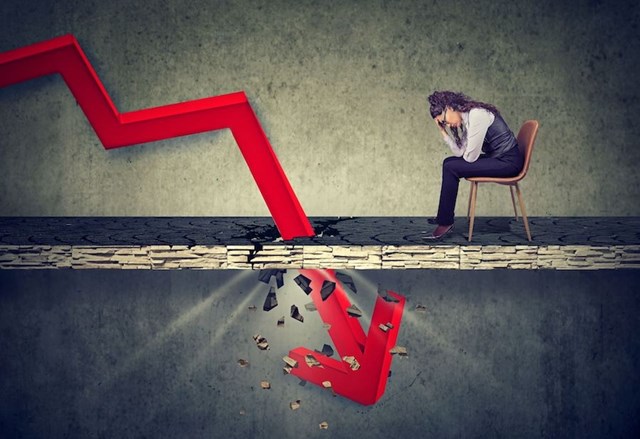 Nh&#224; đầu tư nắm giữ tr&#225;i phiếu c&#243; t&#224;i sản đảm bảo l&#224; cổ phiếu n&#234;n tỉnh t&#225;o, kh&#244;ng b&#225;n th&#225;o theo t&#226;m l&#253; đ&#225;m đ&#244;ng kẻo &quot;mắt trắng&quot; - Ảnh 1
