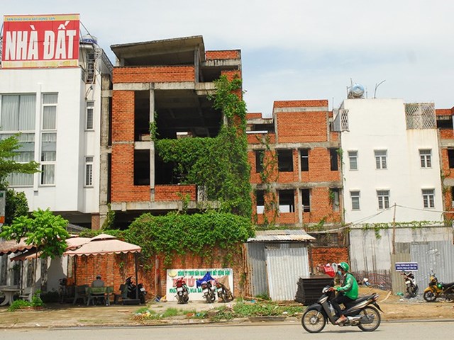 Việc ban h&agrave;nh bảng gi&aacute; đất mới tại c&aacute;c địa phương kh&ocirc;ng được xem l&agrave; nguy&ecirc;n nh&acirc;n ch&iacute;nh l&agrave;m tăng gi&aacute; bất động sản.