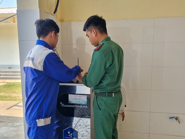 “Nước sạch bi&#234;n cương” đến với bộ đội bi&#234;n ph&#242;ng tỉnh Lai Ch&#226;u - Ảnh 4