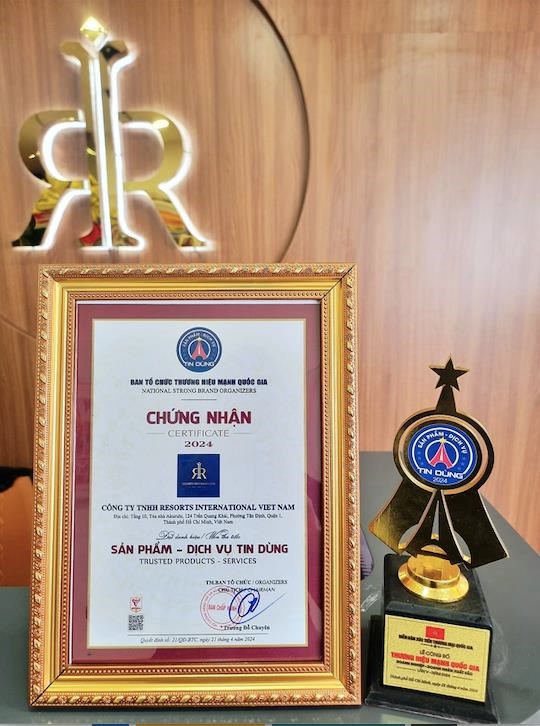 “Sản Phẩm - Dịch Vụ Tin D&#249;ng năm 2024” gọi t&#234;n Resorts International Vietnam tại lễ c&#244;ng bố Thương hiệu Mạnh Quốc gia 2024 - Ảnh 1