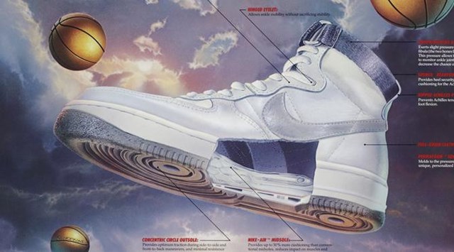Air Force trở th&agrave;nh một trong những đ&ocirc;i sneaker được ưa chuộng nhất mọi thời đại.&nbsp;