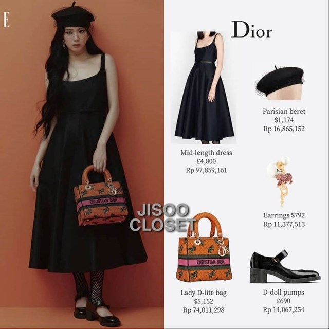 Kho&aacute;c l&ecirc;n m&igrave;nh chiếc&nbsp;đầm đen cổ vu&ocirc;ng, Jisoo c&agrave;ng thể hiện được chất tiểu thư nh&agrave; "tr&acirc;m anh thế phiệt" khi kết hợp phụ kiện l&agrave; chiếc mũ&nbsp;beret, đ&ocirc;i khuy&ecirc;n tai v&agrave;ng, đ&ocirc;i gi&agrave;y b&uacute;p b&ecirc; v&agrave; chiếc t&uacute;i m&agrave;u cam c&aacute; t&iacute;nh. Tổng gi&aacute; trị của set đồ n&agrave;y ước t&iacute;nh v&agrave;o khoảng 344 triệu đồng.