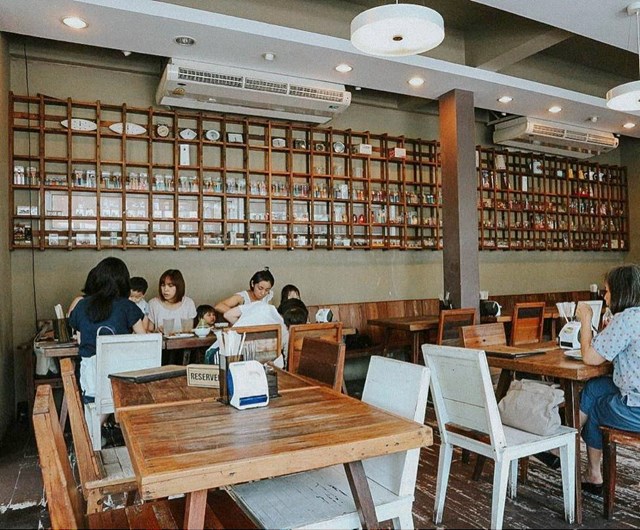 Kh&ocirc;ng chạy đua khuyến m&atilde;i tr&ecirc;n app, nhiều qu&aacute;n ăn phải đối mặt với nguy cơ vắng kh&aacute;ch