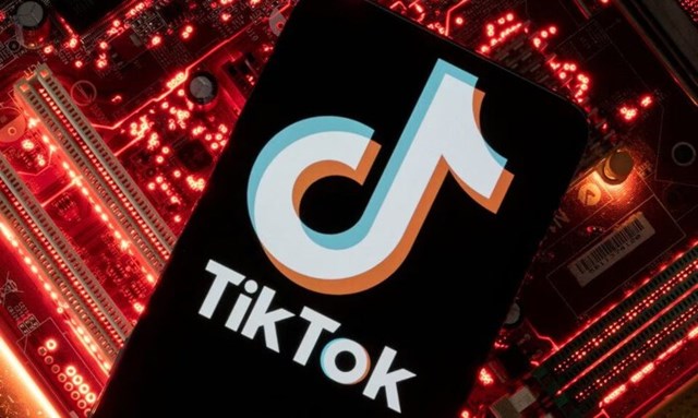 TikTok thử nghiệm chatbot AI v&#224;o thuật to&#225;n, c&#243; thể tr&#242; chuyện với người d&#249;ng về c&#225;c video ngắn - Ảnh 1