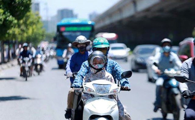 Bắc Bộ bước v&agrave;o đợt nắng n&oacute;ng cục bộ mới với nền nhiệt cao nhất l&ecirc;n tới 37 độ C.