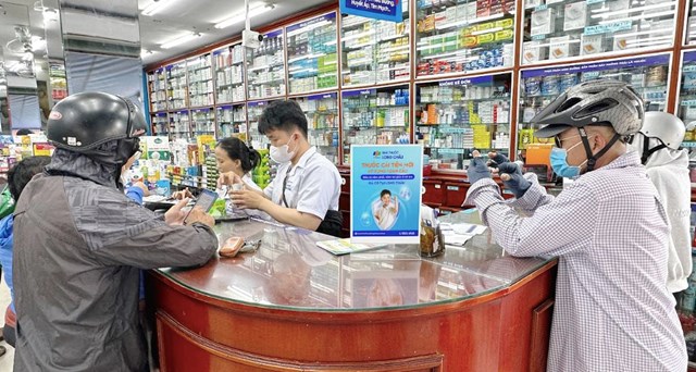 Tiếp cận điều trị hiện đại trong nhi khoa: GSK c&ugrave;ng Long Ch&acirc;u đưa giải ph&aacute;p mới điều trị vi&ecirc;m tai giữa, vi&ecirc;m phổi cho trẻ.