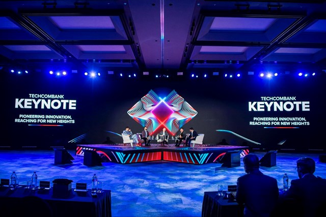 Sự Kiện C&#244;ng nghệ Techcombank Keynote: Đ&#225;nh Dấu Kỷ Nguy&#234;n Ng&#226;n H&#224;ng Thế hệ mới tr&#234;n nền tảng AI - Ảnh 1