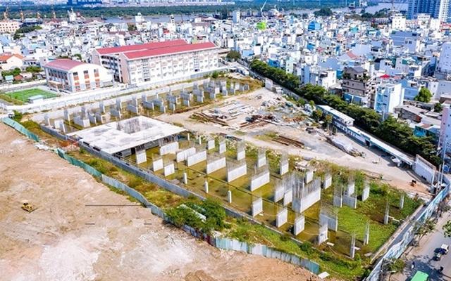 Doanh nghiệp bất động sản tiến tho&#225;i lưỡng nan với t&#236;nh huống ph&#225;p l&#253; - Ảnh 1