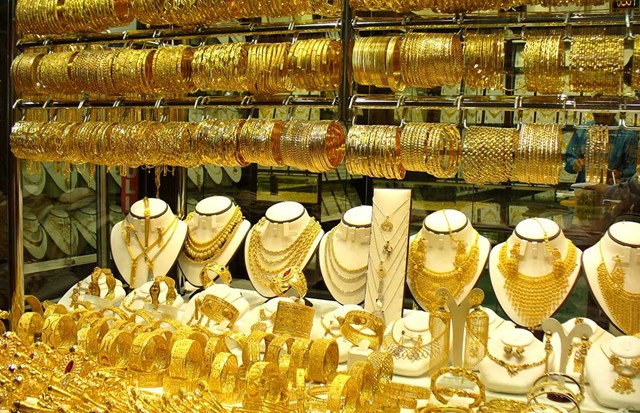 Bộ T&agrave;i ch&iacute;nh đề xuất thống nhất một mức thuế suất thuế xuất khẩu 2% đối với mặt h&agrave;ng v&agrave;ng.
