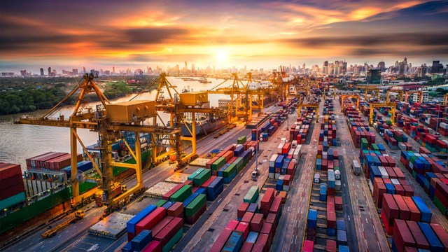 &nbsp;IMF dự b&aacute;o tăng trưởng kinh tế to&agrave;n cầu&nbsp;trong năm 2021 sẽ ở mức 6%, tương đương với mức dự b&aacute;o đưa ra hồi th&aacute;ng 4.
