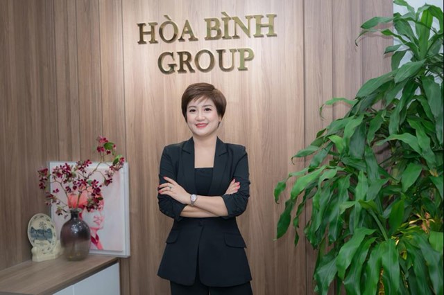 Doanh nh&acirc;n Nguyễn Huyền&nbsp;th&agrave;nh lập c&ocirc;ng ty H&ograve;a B&igrave;nh Group v&agrave; từng bước hiện thực h&oacute;a giấc mơ.