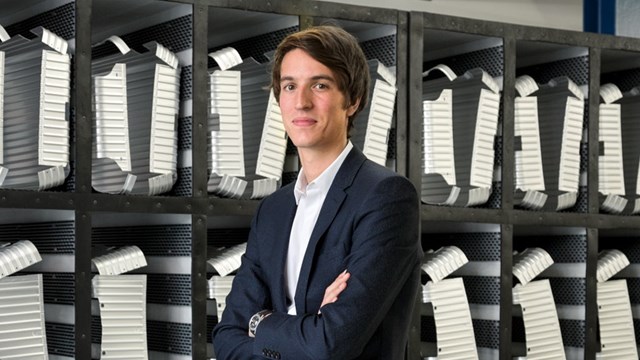 Alexandre tiếp quản Rimowa ở tuổi 24.&nbsp;