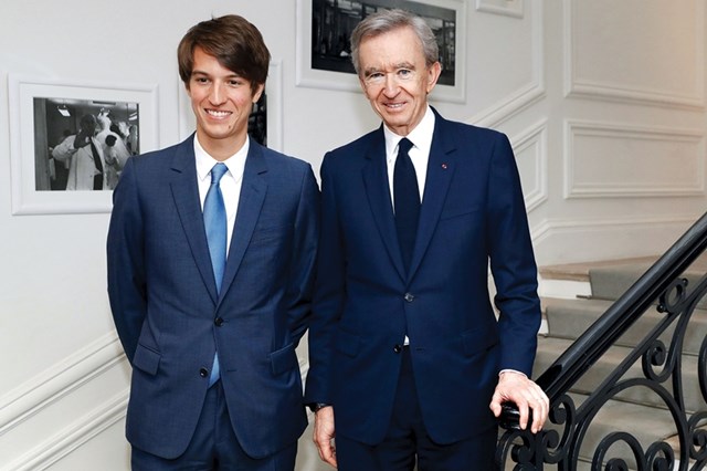 Alexandre Arnault được cha tin tưởng&nbsp;giao quyền tại Tiffany.