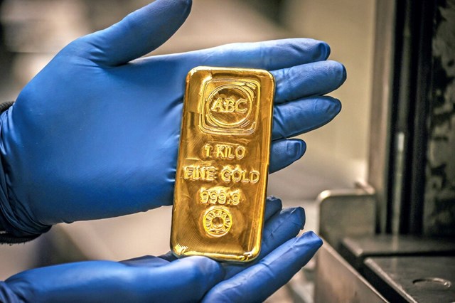 Gi&aacute; v&agrave;ng thế giới kết tuần với mức tăng 1% v&agrave; tiến s&aacute;t mức cao nhất ở gần mốc 1.950 USD/ounce.&nbsp;