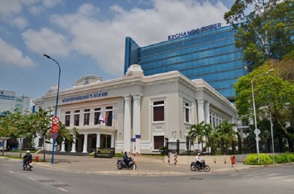 HoSE đ&atilde; đạt 53% kế hoạch năm sau 6 th&aacute;ng. Ảnh: V.Dũng