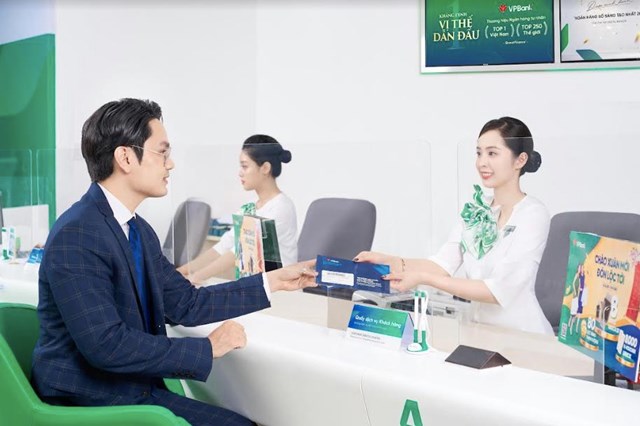 VPBank giảm l&#227;i suất vay hiện hữu cho kh&#225;ch h&#224;ng bị ảnh hưởng bởi b&#227;o Yagi - Ảnh 1
