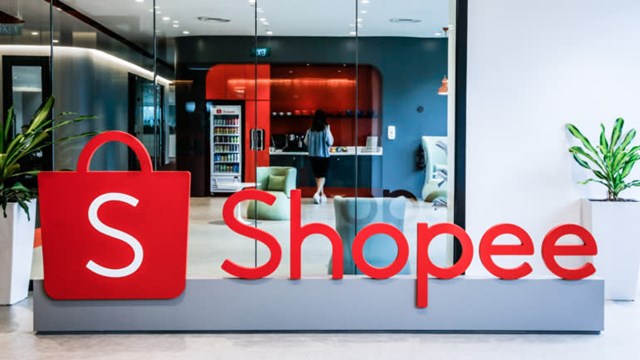 C&ocirc;ng ty mẹ của Shopee - Sea - l&agrave;&nbsp;c&ocirc;ng ty ti&ecirc;n phong trong việc ni&ecirc;m yết cổ phiếu ra c&ocirc;ng ch&uacute;ng bằng c&aacute;ch thực hiện IPO ở Mỹ .