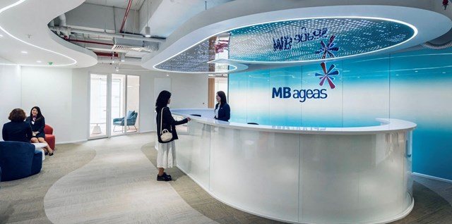 Văn ph&ograve;ng mới của MB Ageas Life tại TP Hồ Ch&iacute; Minh c&oacute; thiết kế hiện đại, năng động, phản &aacute;nh tinh thần thương hiệu